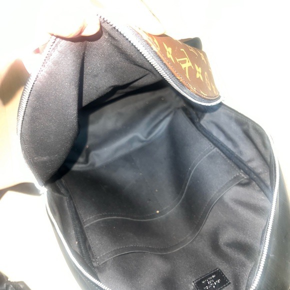 Used Louis Vuitton back pack - Picture 7 of 7